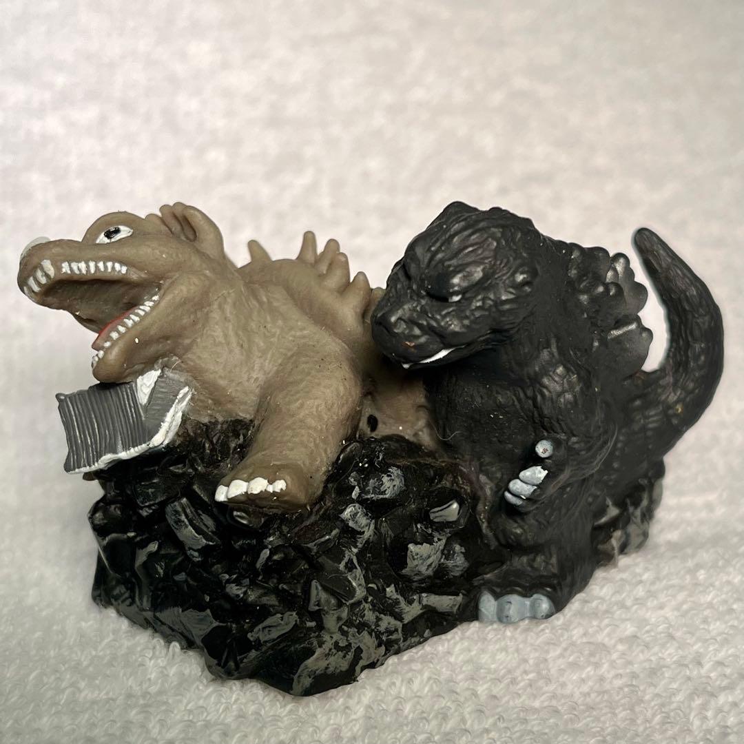ディフォル名鑑　ゴジラ激闘集！　全12種