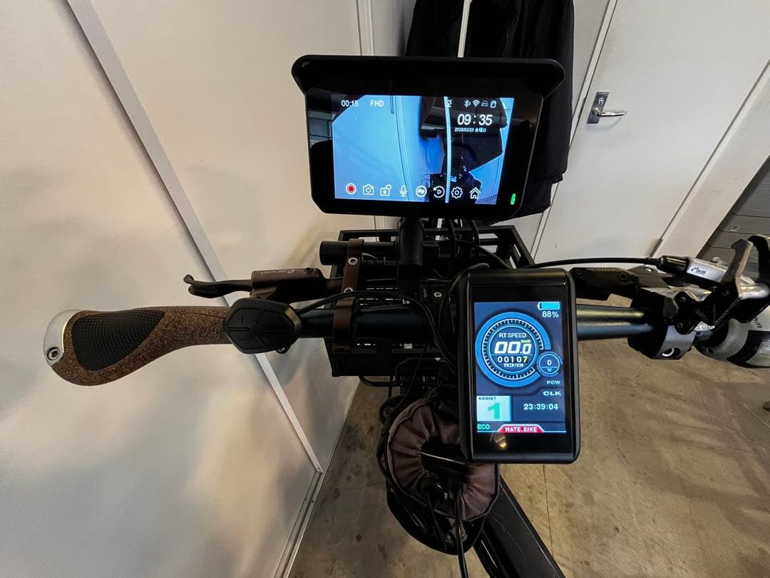 MATE 電動アシスト自転車 ブラック 太タイヤ 前部バスケット付き