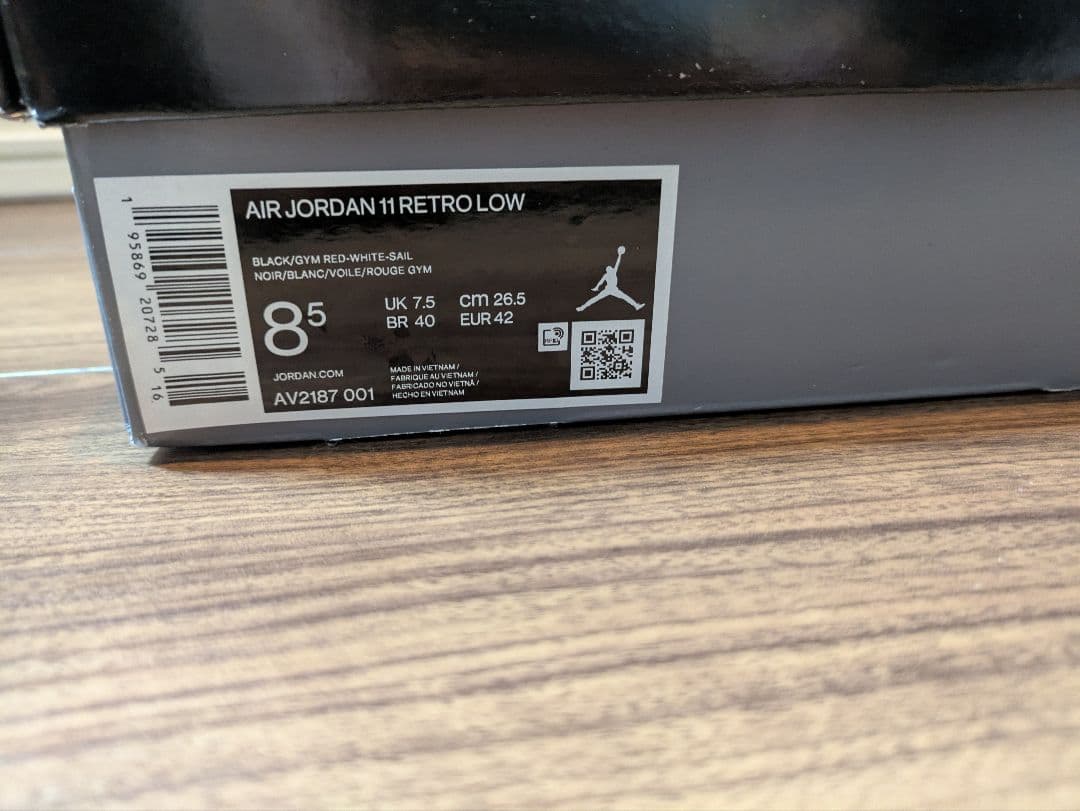 シューズ(男性用) Air Jordan 11 Low \"72-10\"