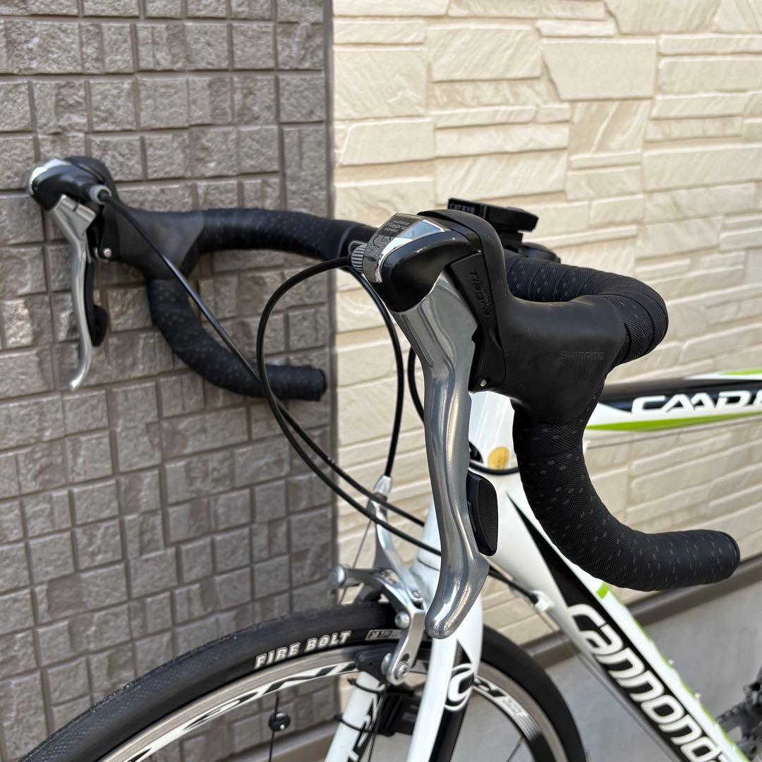 【未使用に近い】cannondale キャノンデール CAAD8 tiagra