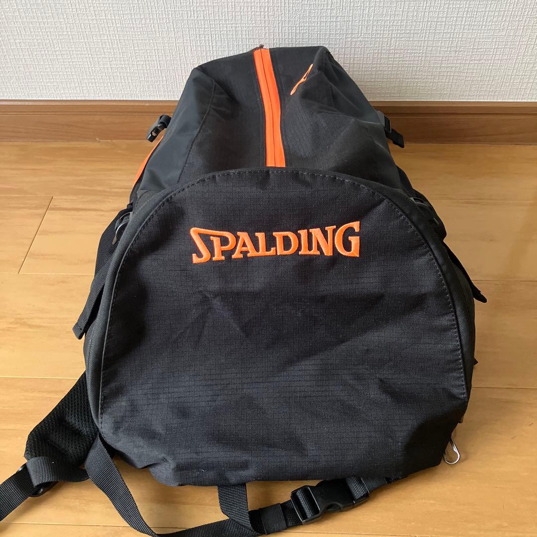 ★未使用に近い【SPALDING】バスケットボールリュック　ネオンオレンジ男女