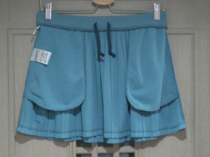 未使用テニスウェア フィラ上下セット