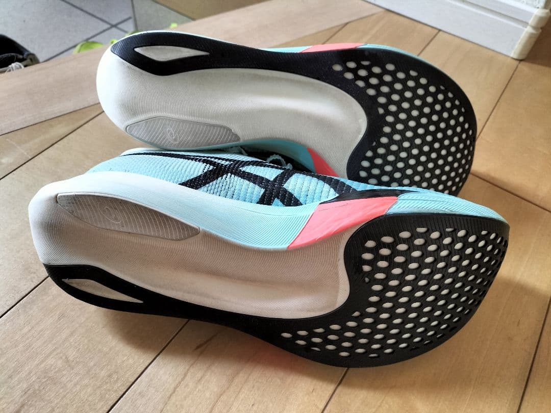 ASICS　メタスピード　エッジパリ　28.5㎝