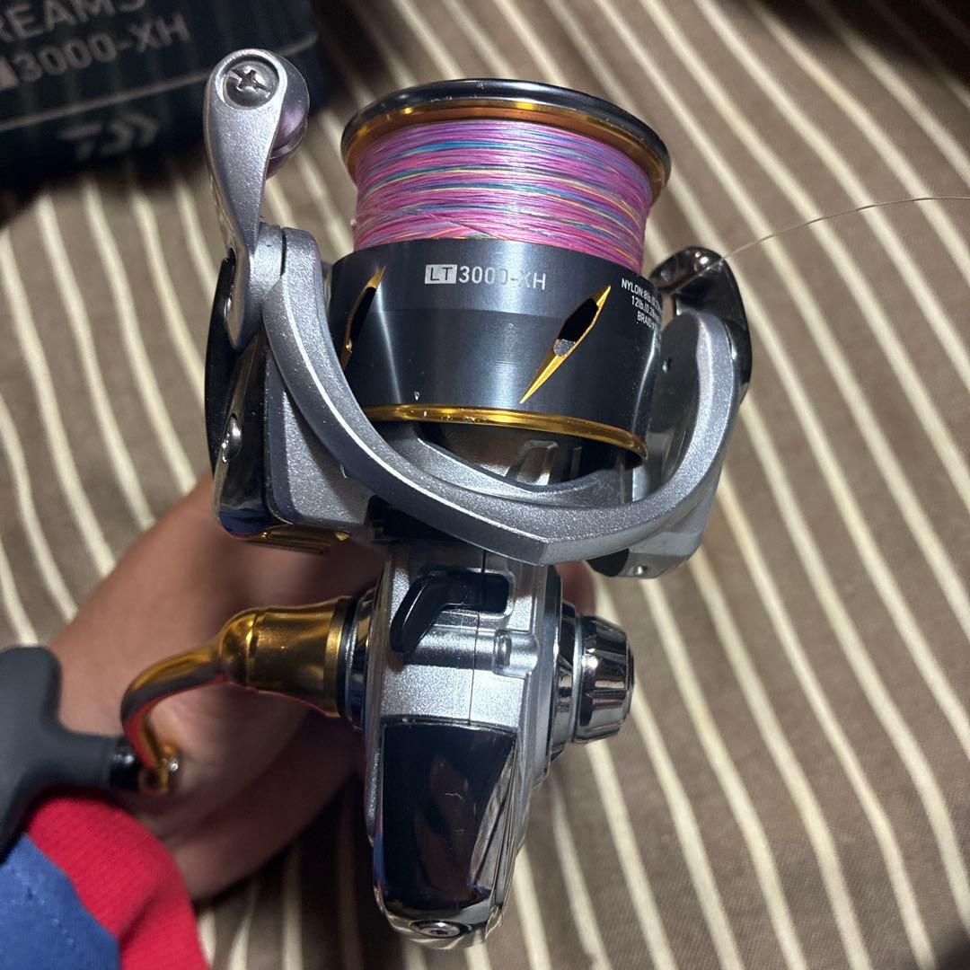 DAIWA 21FREAMS LT 3000-XH スピニングリール