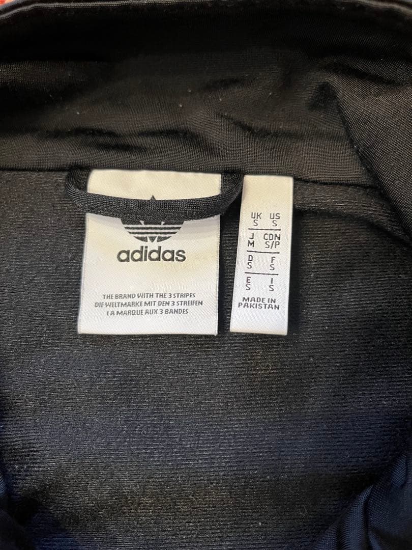【美品】adidas ブラックジャージ上下セット M