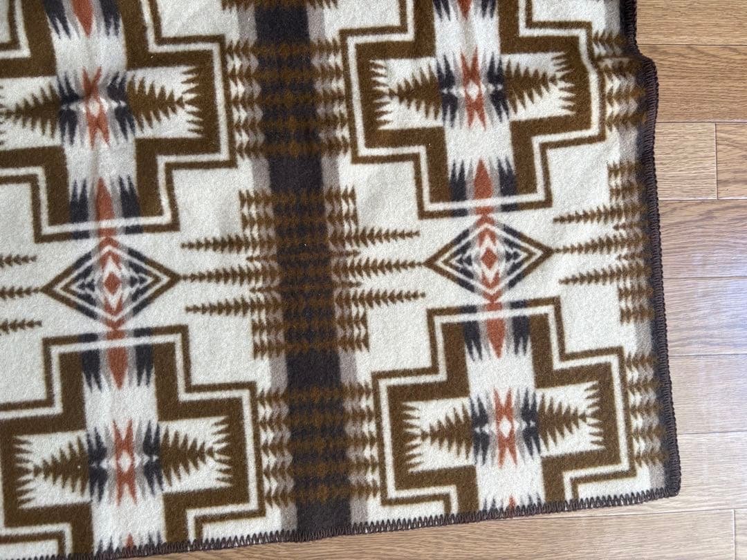 Pendleton ×  peak 幾何学模様ブランケット