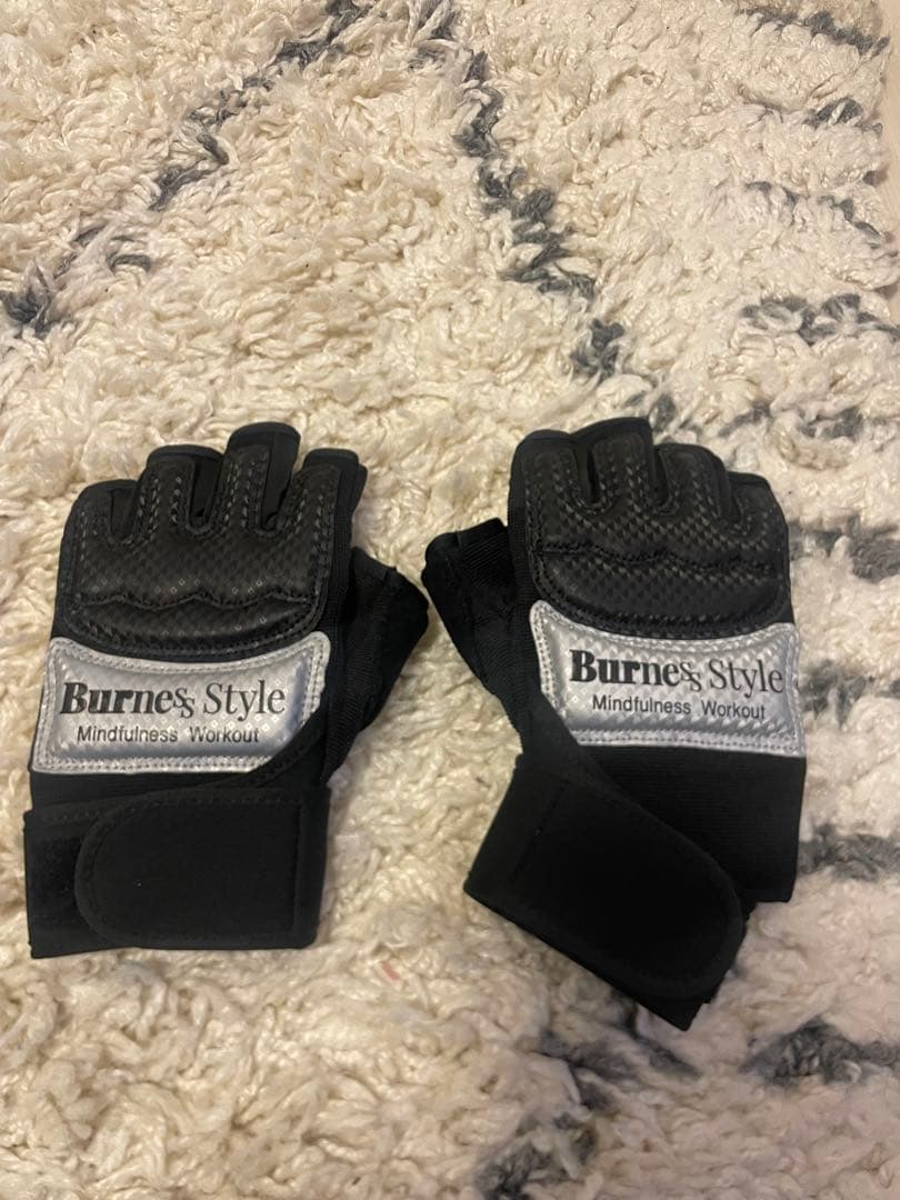 Burnes Style ボクシンググローブ 、シューズセット　サイズM