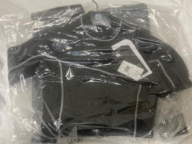 ボルコム ウィメンズ モジュレーター 2mm ショートスリーブ BLK 4