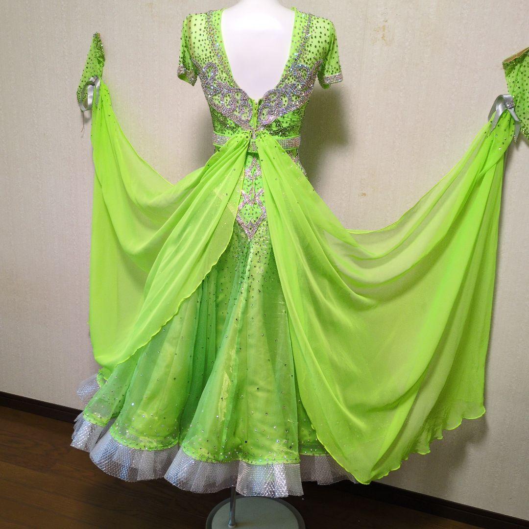 タカダンス　社交ダンスドレス 　ライトグリーン 美品