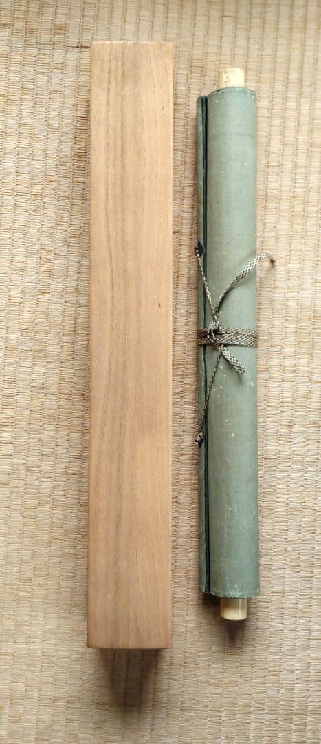 菊に鶏の掛軸　H60