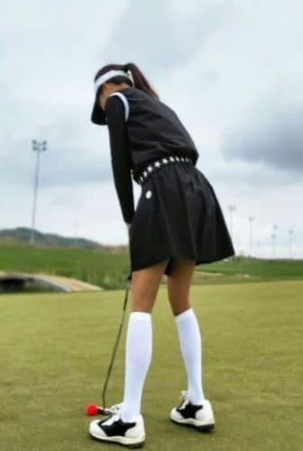 美品♡ゴルフウェア♡韓国ゴルフウェア♡ノースリーブ♡スカート
