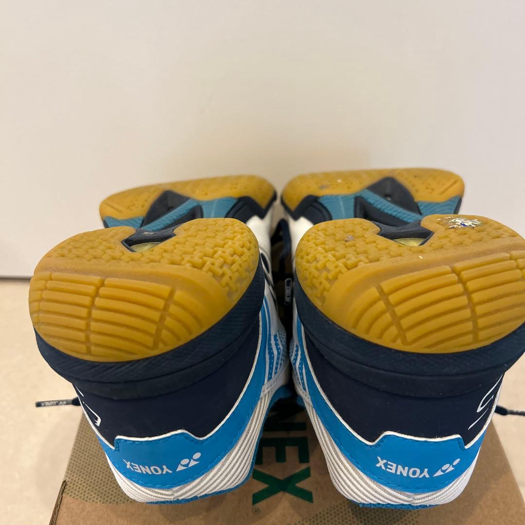 YONEX バドミントンシューズ パワークッション65Z