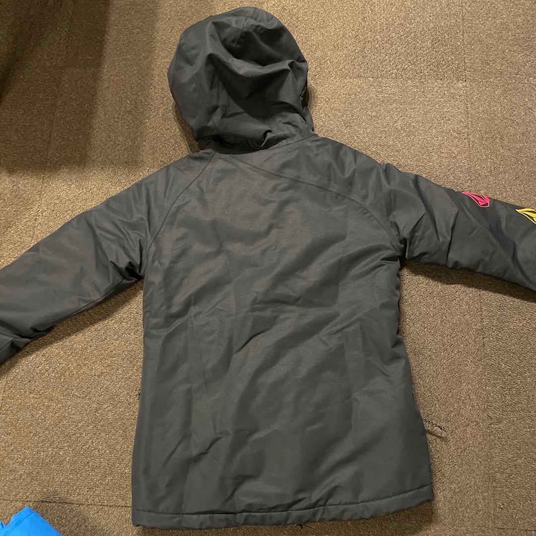 VOLCOM ボルコム　スノーボードウエア　キッズ140前後