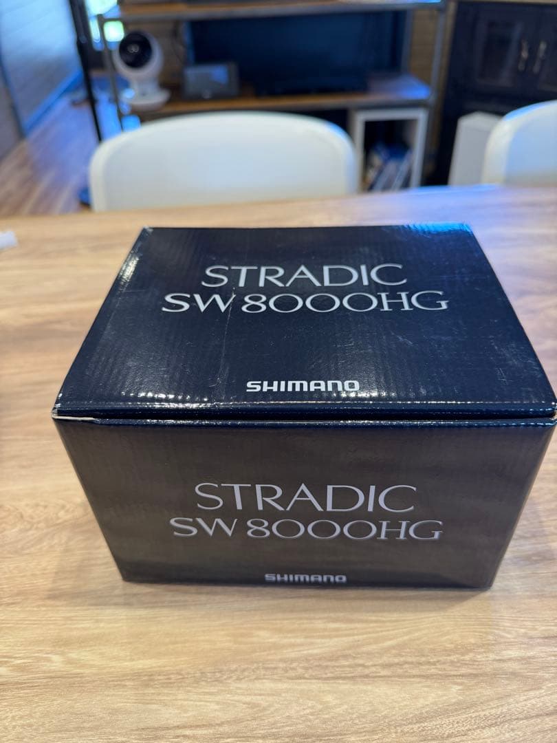 SW8000HG スピニングリール ブラック