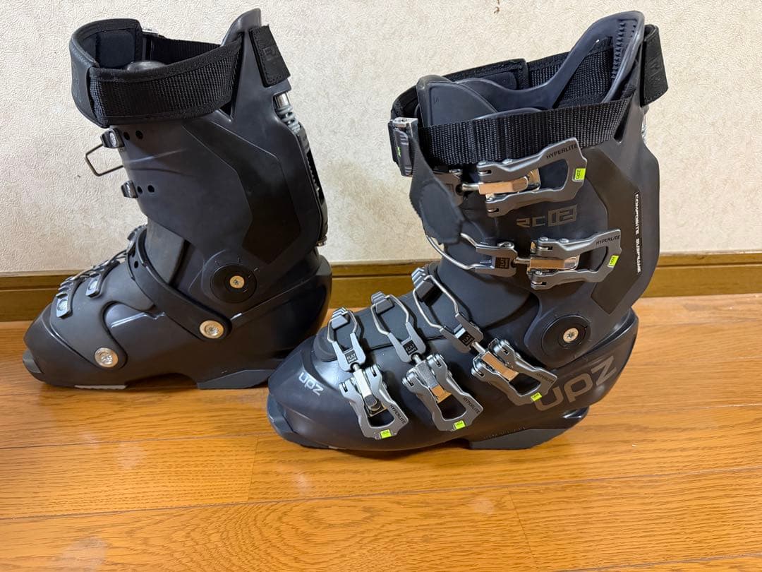 UPZ スノーボードブーツ RC12 ブラック インナー無し