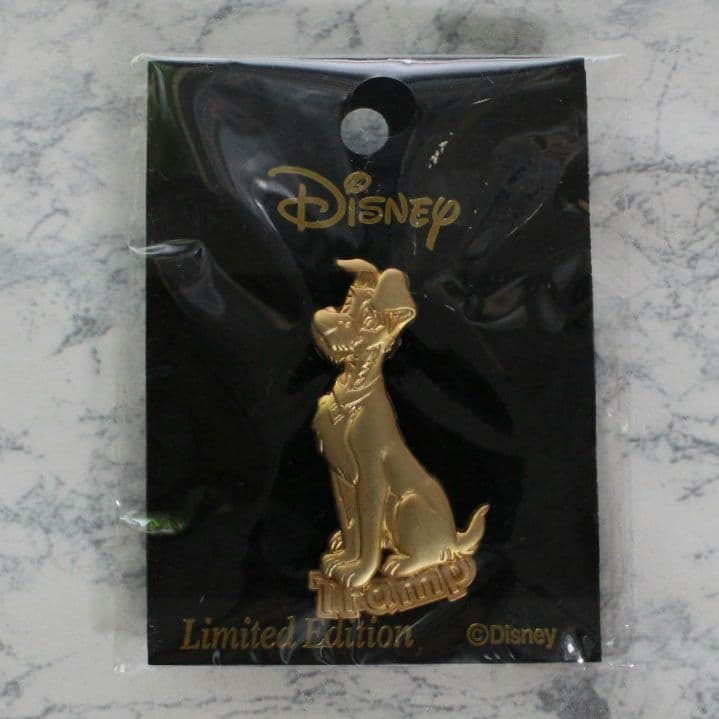 【希少・ヴィンテージ】Lady and the TRAMP　ピンバッチ　２つ