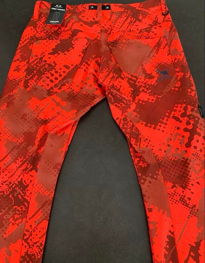 【新品】OAKLEY オークリー　ゴルフスカル　パンツ　ゴルフウェア　スラックス
