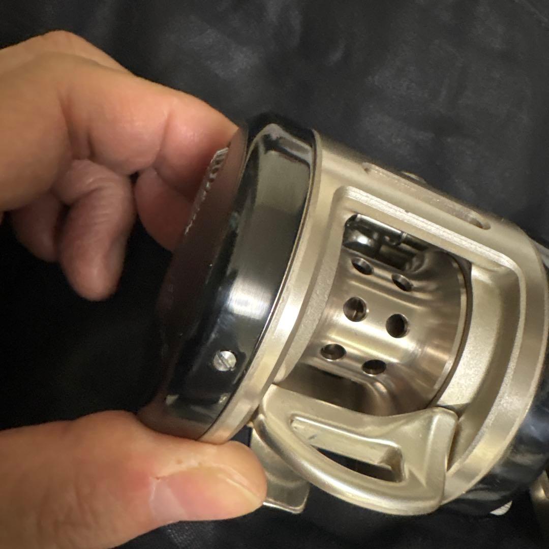 け*わ様 RYOBI VARIUS F300 ベイトリール