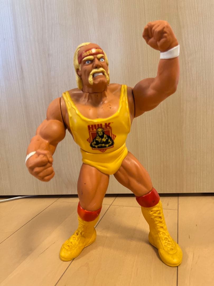ハルクホーガン トーキングフィギュア WWF WWE プロレス　ハズブロ