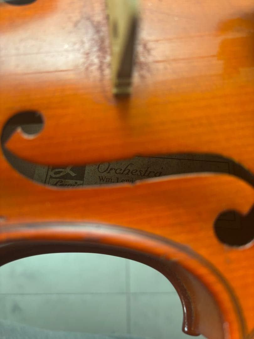 William Lewis & Son Co. バイオリン