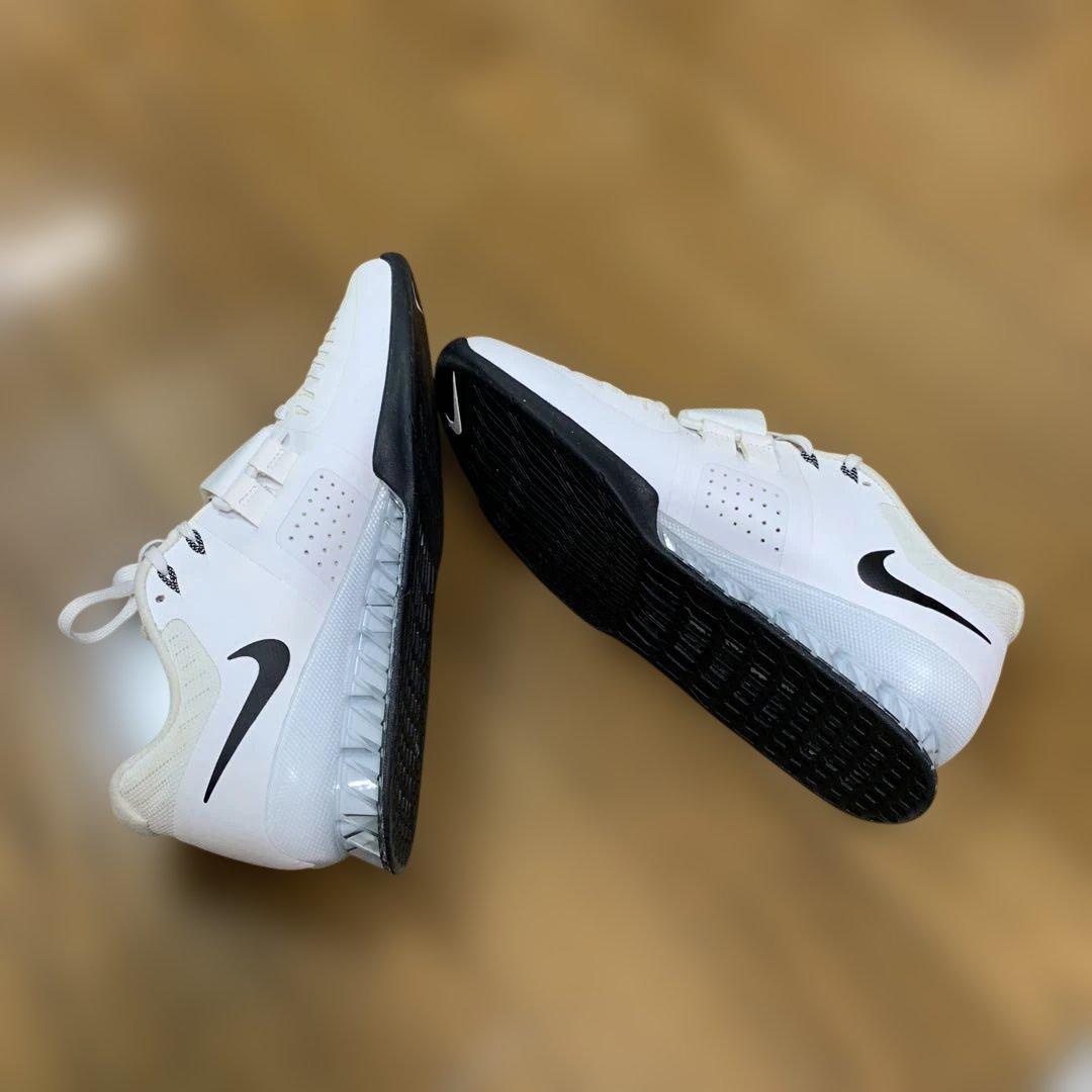 Nike トレーニングシューズ ホワイト/ブラック