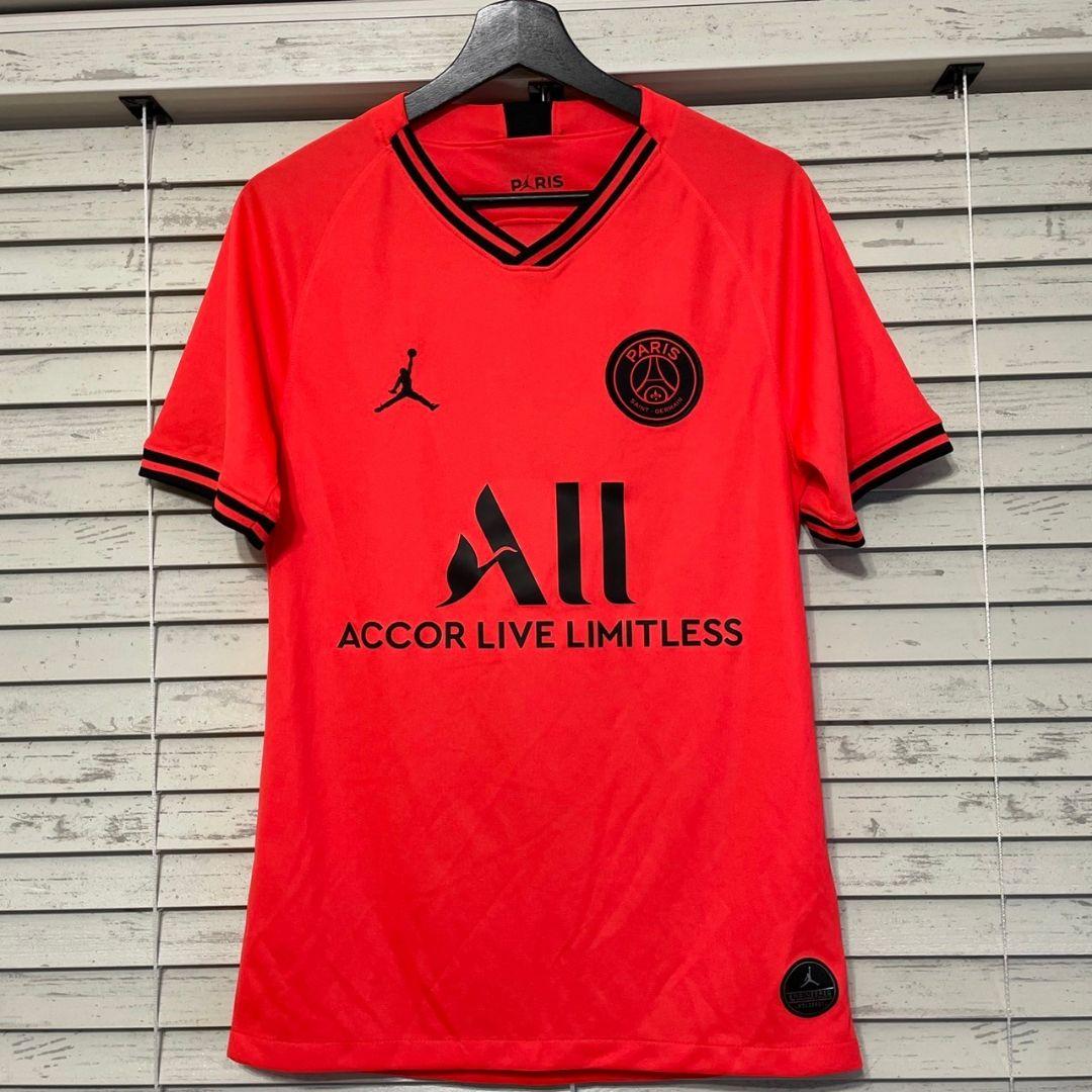 Paris Saint-Germain Jordan シャツ 赤