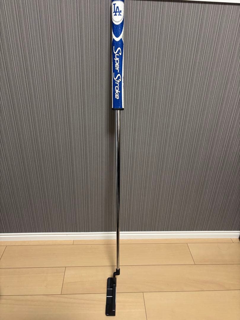Odyssey AI-ONE #2 パター　33インチ
