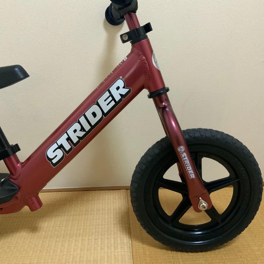 STRIDER バランスバイク 赤 12インチ