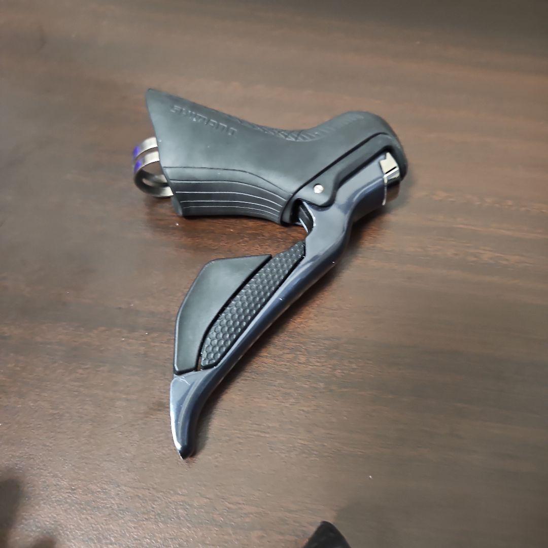 ST-R8050 di2 シフター