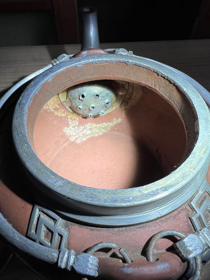 中国宜興紫砂壺 錫包細工 魚龍紋 茶壺 急須 古玩 茶道具 アンティーク