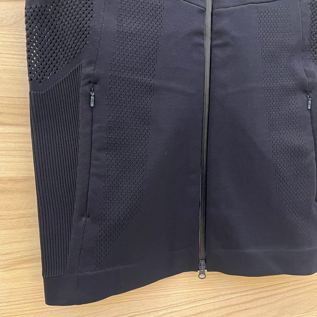 新品★30,800円 PGG パーリーゲイツ ポリエステルヤーンジップベスト 4