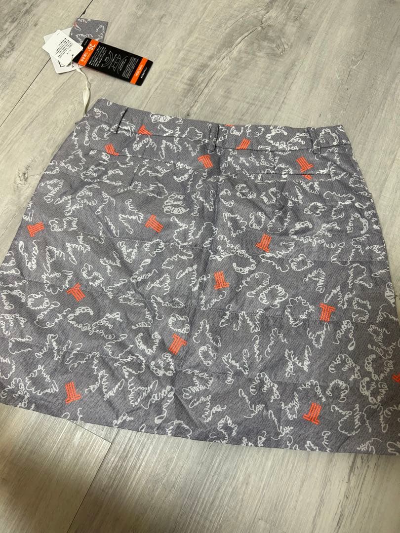 新品　ランバン スポール　中綿　ダウンスカート 撥水 ＋5℃ M ロゴ柄　グレー