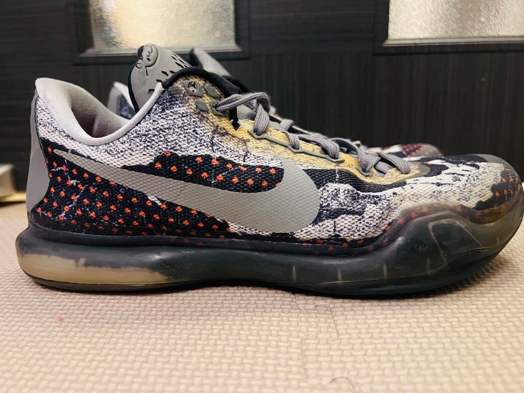 シューズ(男性用) NIKE KOBE10 'PAIN' OG 27cm