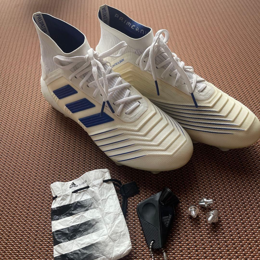 adidas PRIMEKNIT サッカーシューズ ホワイト/ブルー