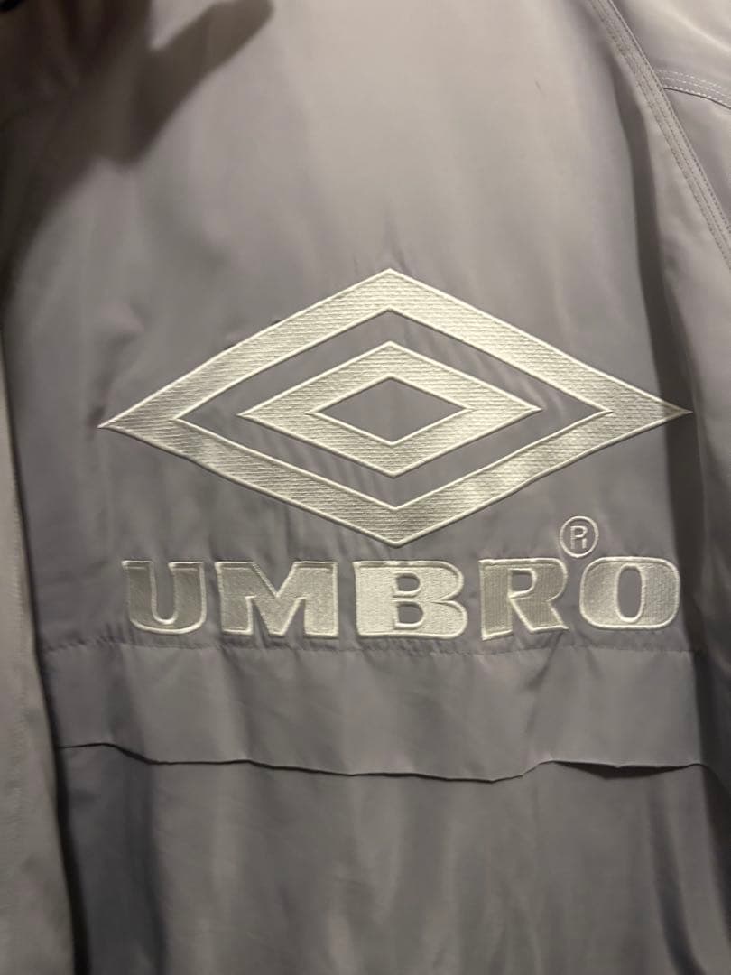 umbro×XLARGE 限定品　ジャケット/パーカー　アンブロ