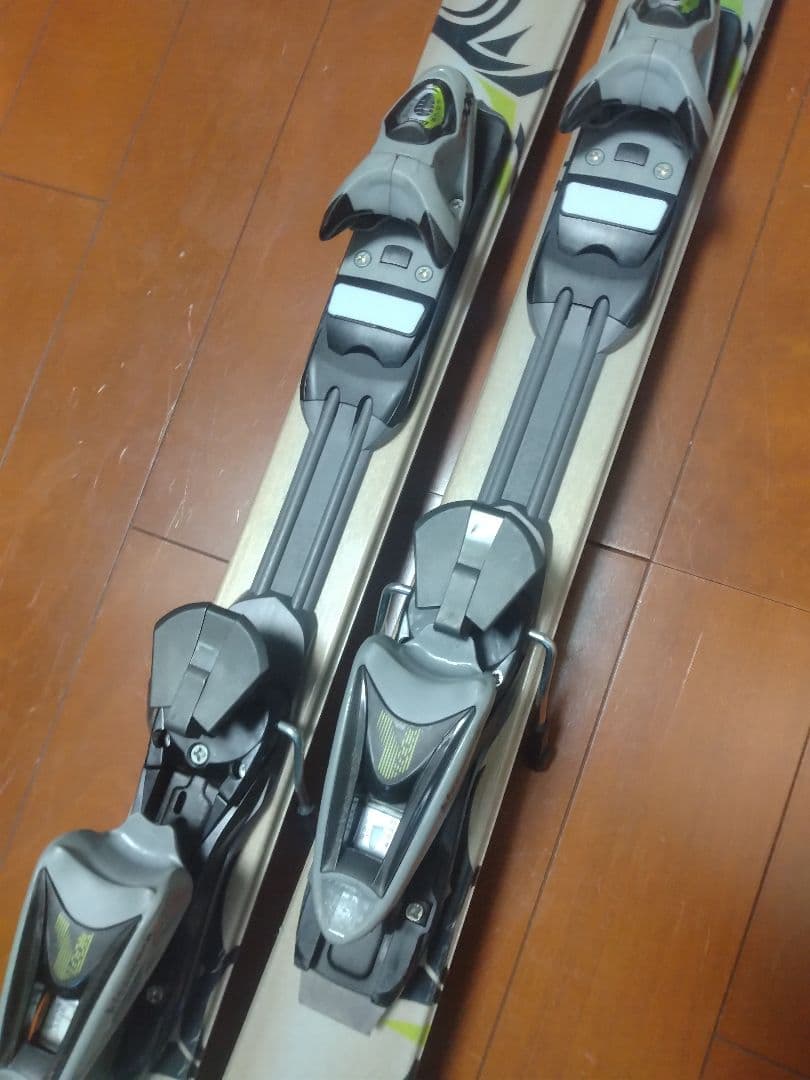【フリースタイル☆】145cm　スキー板♪　ツインチップ！