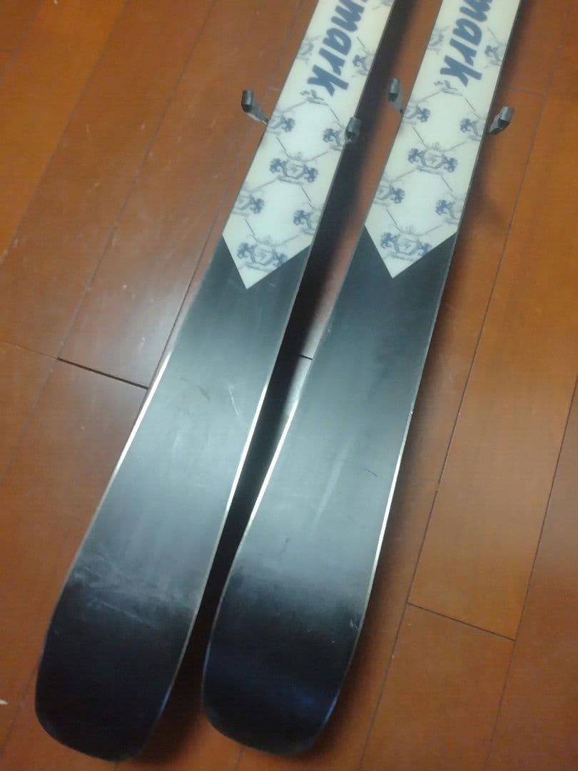 【フリースタイル☆】145cm　スキー板♪　ツインチップ！