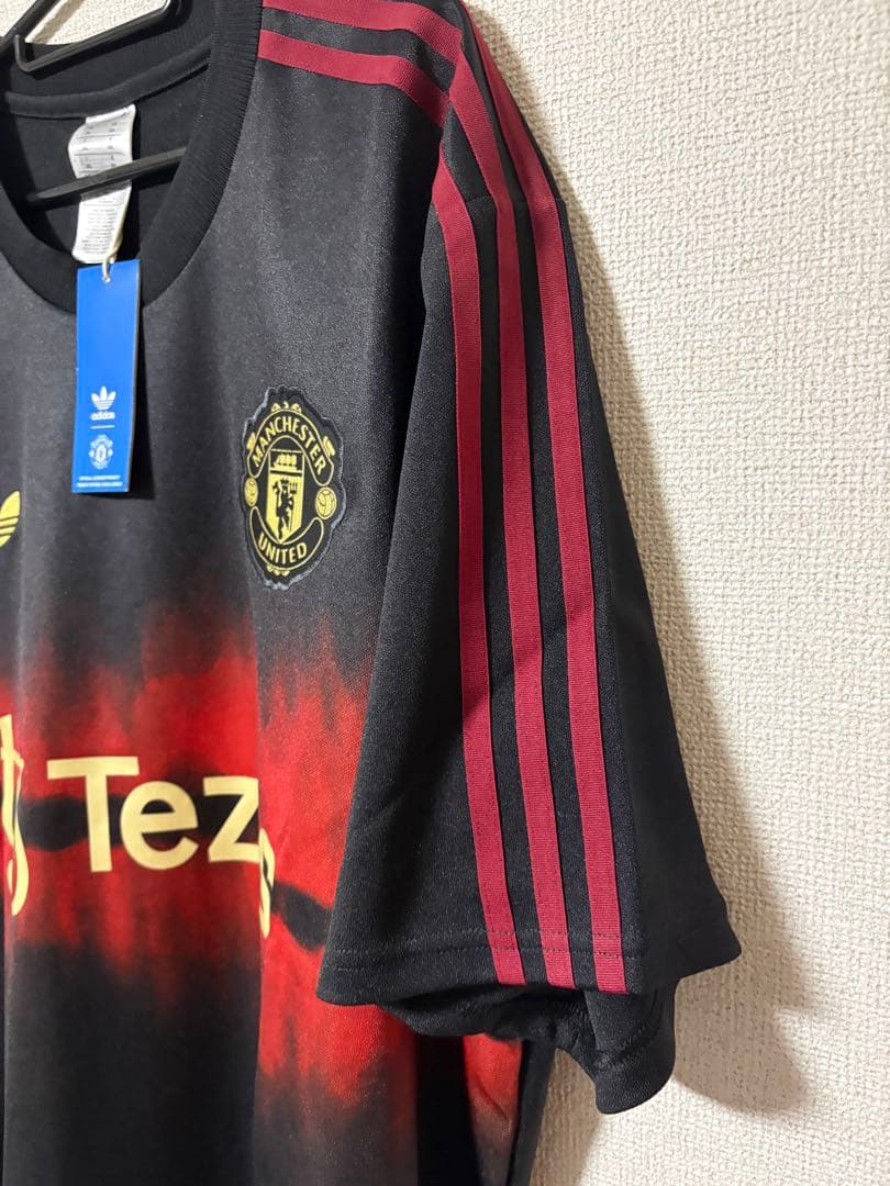 【新品/タグ付き】マンチェスターユナイテッド　旧正月　トレーニングシャツ　2xl