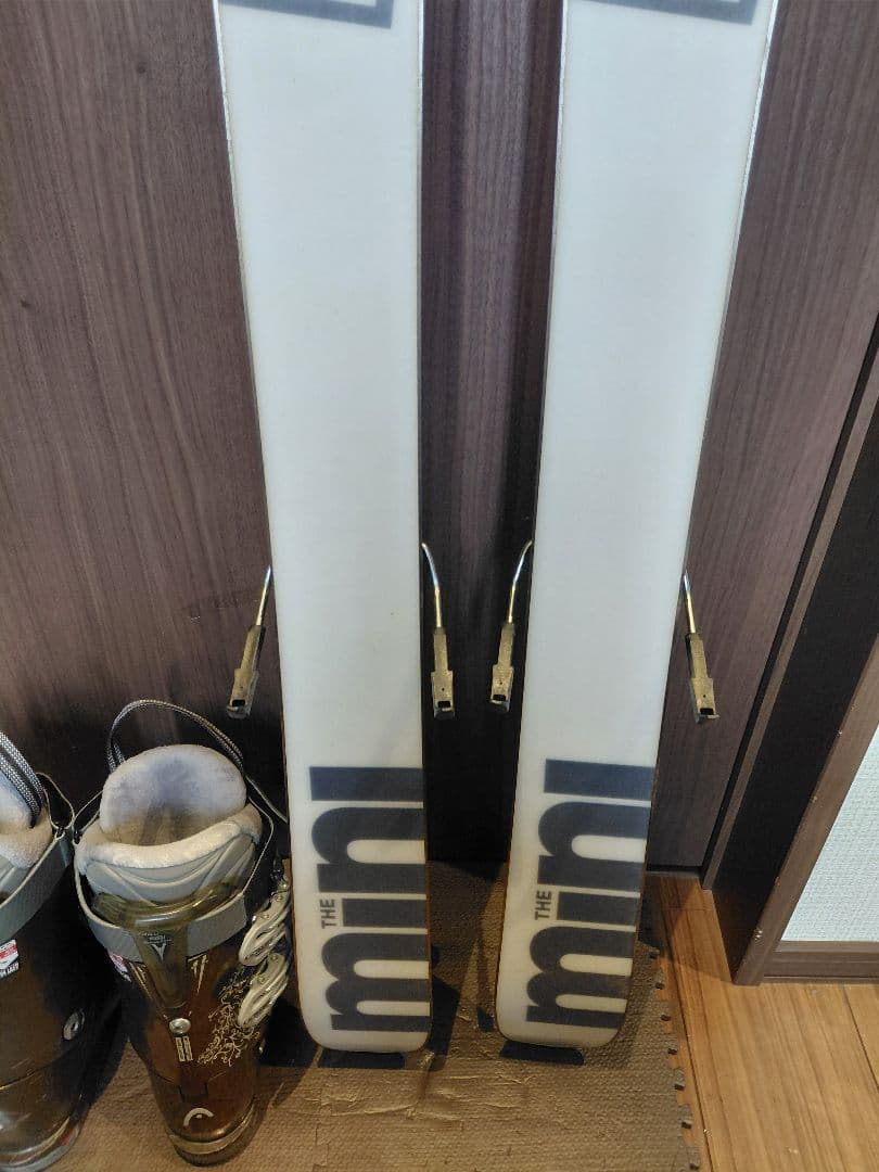 大特価❗ROSSIGNOL 128 ミッドスキー ショートスキーセット❗