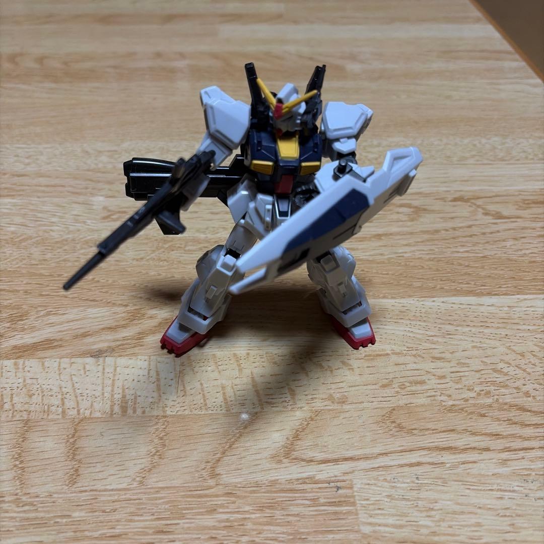 ジャンク品　FW完全変形Zガンダムなど＋おまけ