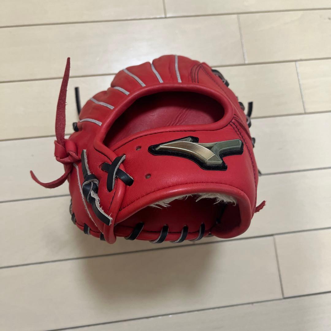 Mizuno Global Elite レッドグローブ
