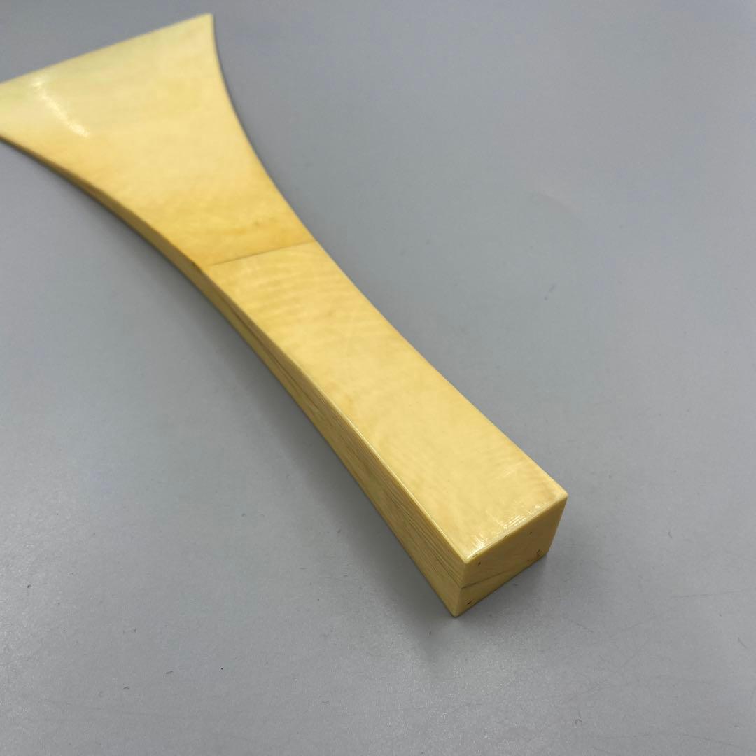 239ヴィンテージ 天然素材　三味線バチ　重さ約118g