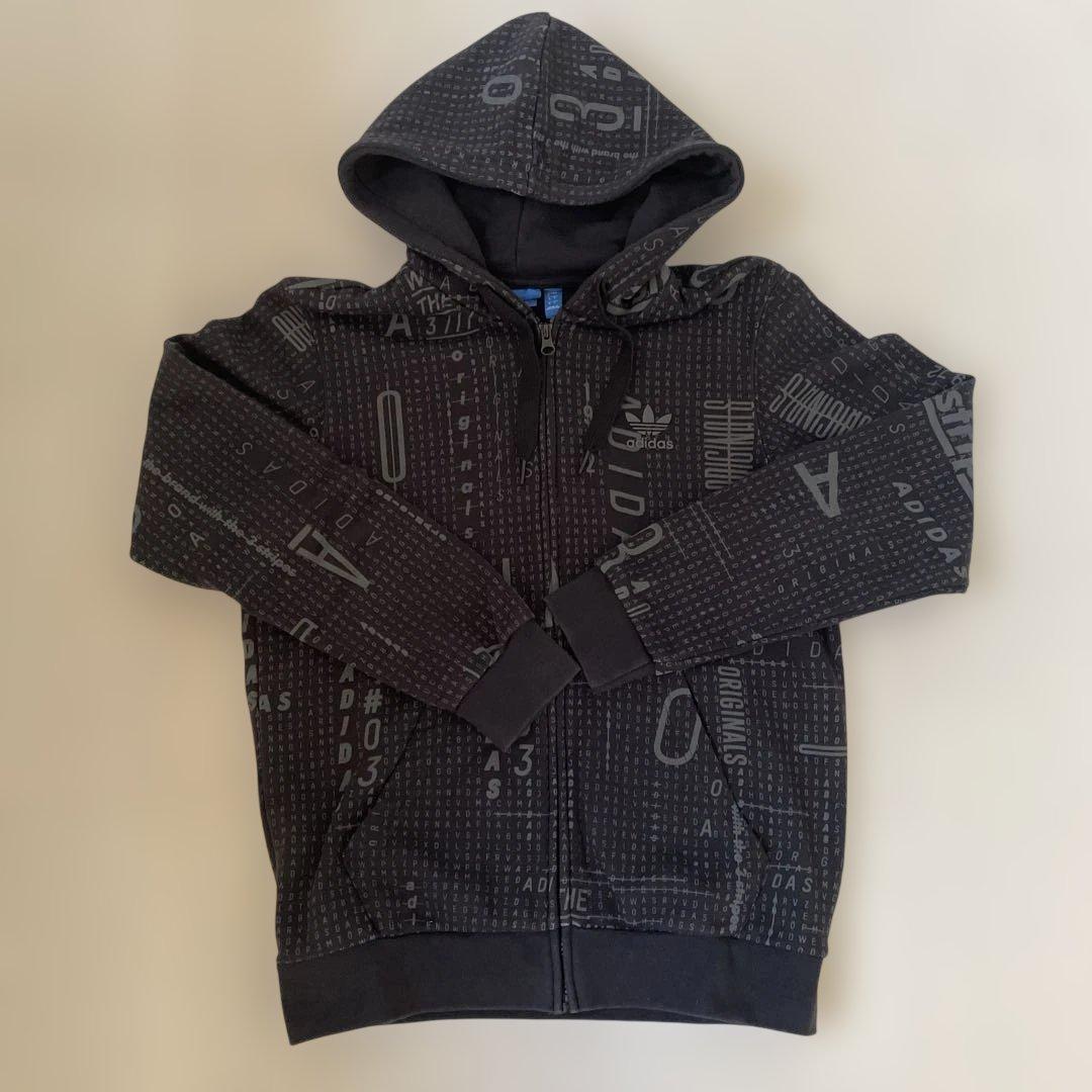 adidas グラフィックプリント パーカー ブラック