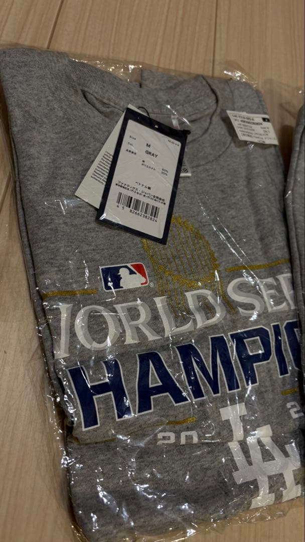 【MLB公式】ドジャース ワールドシリーズ 優勝記念Tシャツ（Mサイズ）