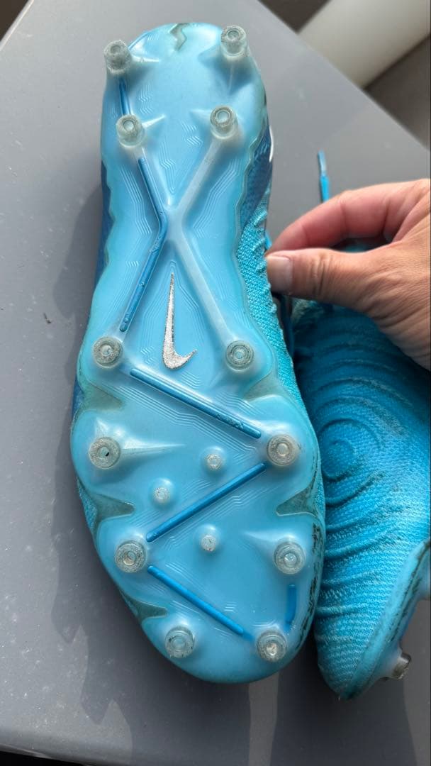 Nike サッカーシューズ 青　ファントムGX2 AG 28.0cm