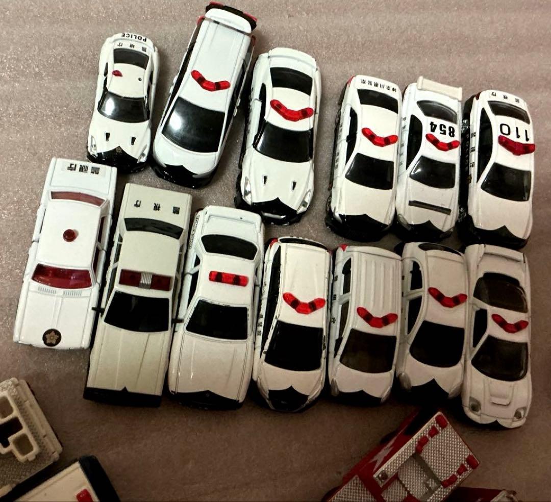 A*i様 トミカ　緊急車両　セット