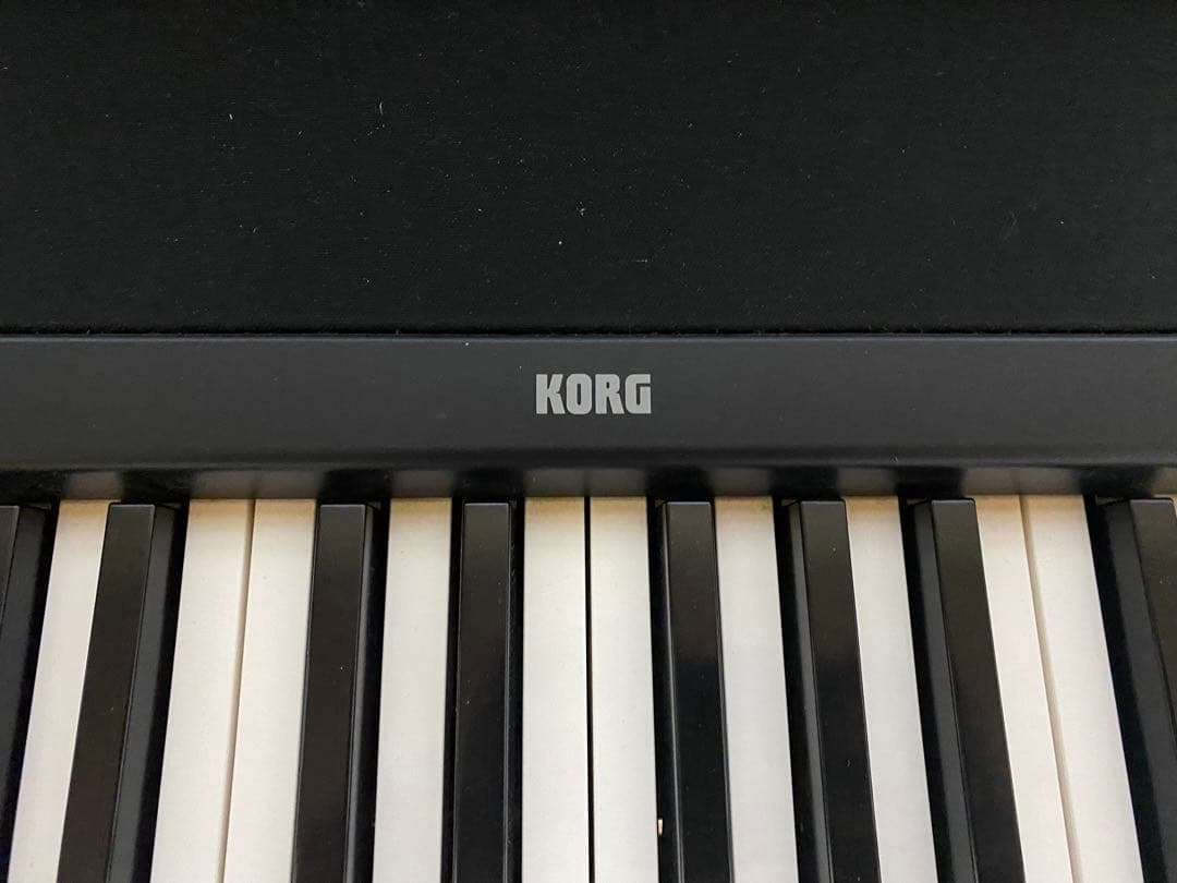 KORG 電子ピアノ B1 BK 88鍵 ブラック ダンパーペダル、譜面台付属