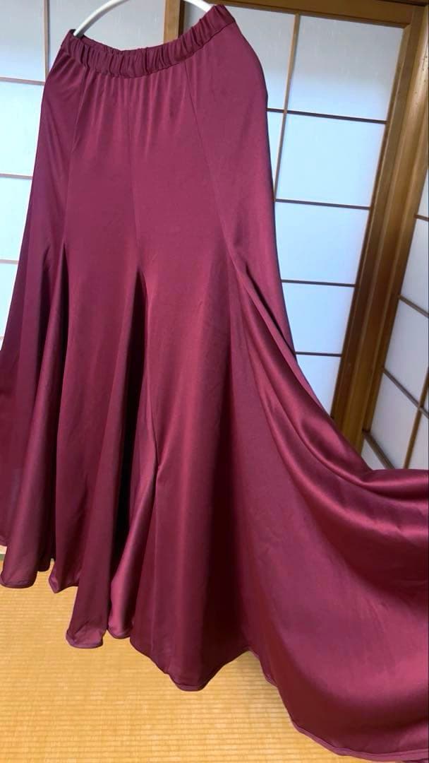 [新品] スペイン製フラメンコファルダ・サイズM・8000円‼️