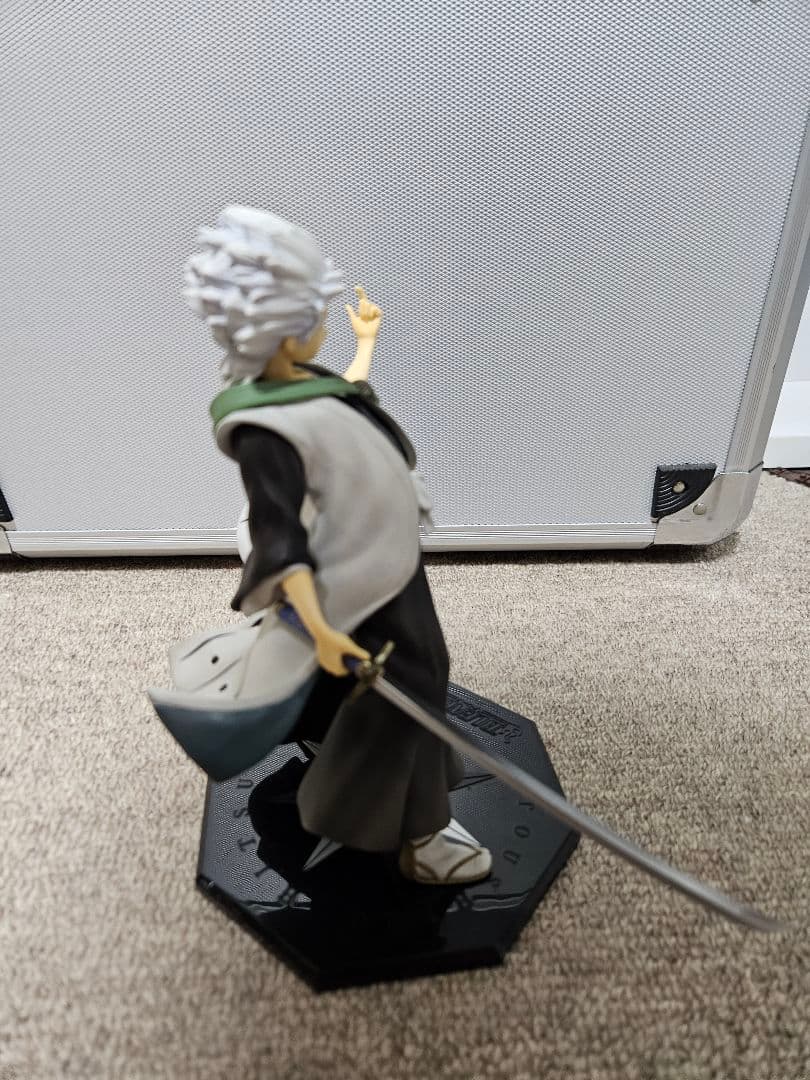 BLEACH　日番谷冬獅郎　フィギュア　ブリーチ　箱なし　gem　メガハウス