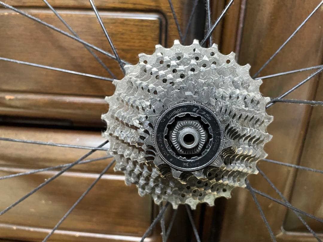 SHIMANO WH-RS010クリンチャー105スプロケット付き